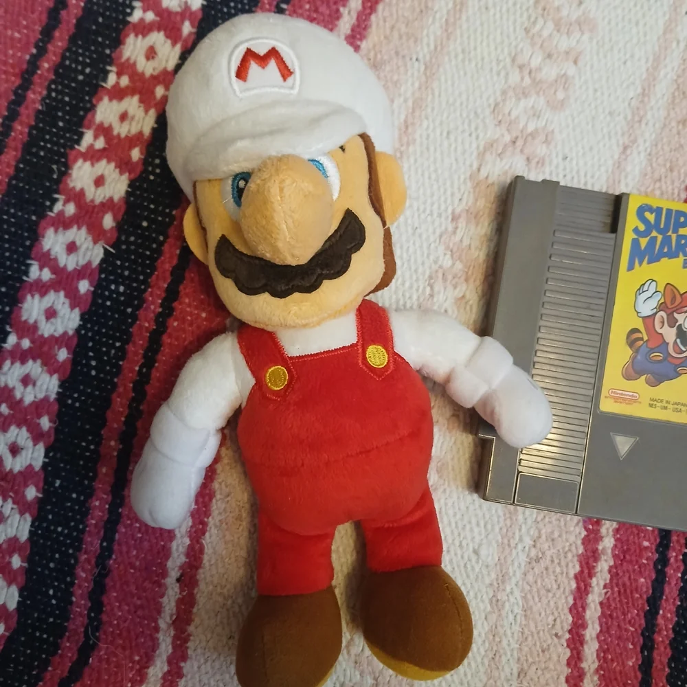 Nintendo NES Super Mario Brothers 3 Game Cartridge With 2017‎ Super Mario Plush